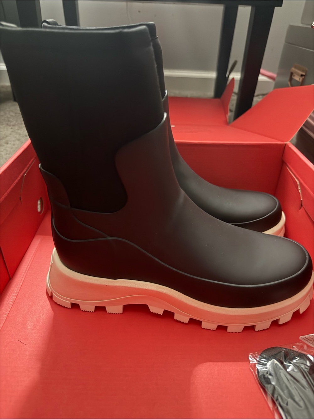 Hunter Boots — Matte Black & Cream